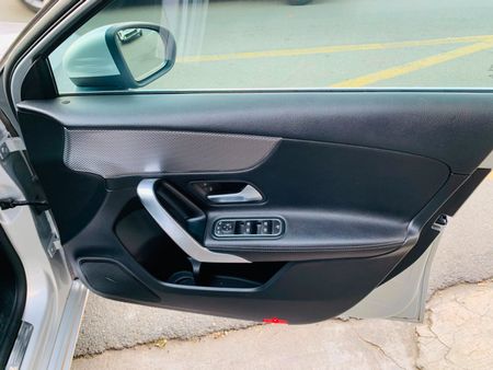 2019-Mercedes-Benz-A-Class-A-200-Auto_14