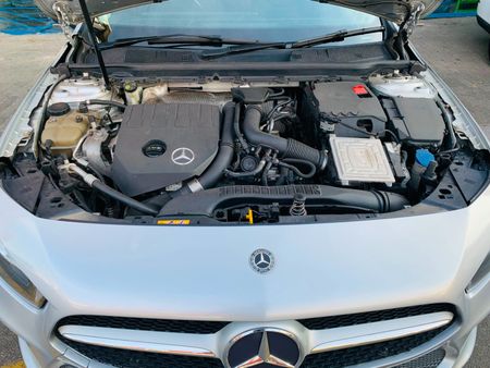2019-Mercedes-Benz-A-Class-A-200-Auto_15
