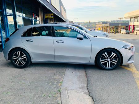 2019-Mercedes-Benz-A-Class-A-200-Auto_3