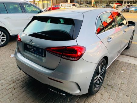 2019-Mercedes-Benz-A-Class-A-200-Auto_5