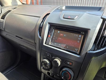 2013-Isuzu-KB-250D-Teq-Double-Cab-4x4-LE_12