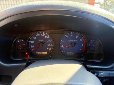 2015-Nissan-NP300-24i-4x4-Double-Cab_11