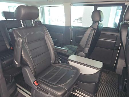 2022-Volkswagen-Caravelle-T61-20-BiTDI-Highline-Auto-4Motion-146kW_8