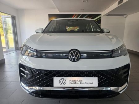 2025-Volkswagen-Tiguan-20TDI-R-Line-4Motion_5