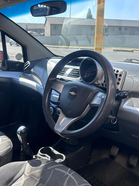 2013-Chevrolet-Spark-12-LS_12