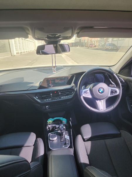 2023-BMW-1-Series-118i-M-Sport_9
