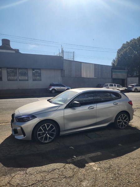 2023-BMW-1-Series-118i-M-Sport_6