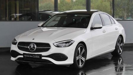 2024-Mercedes-Benz-C-Class-C-220d-Auto_0