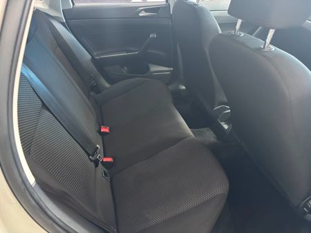 2023-Volkswagen-Polo-10-TSI-Life_9