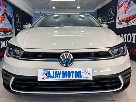 2023-Volkswagen-Polo-10-TSI-Life_1