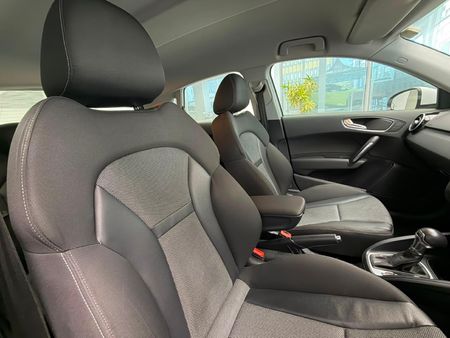2014-Audi-A1-Sportback-14-TFSI-Ambition-Auto_6