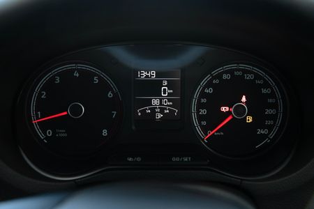 2025-Volkswagen-Polo-Vivo-14-Life_10