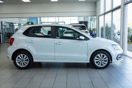 2025-Volkswagen-Polo-Vivo-14-Life_15