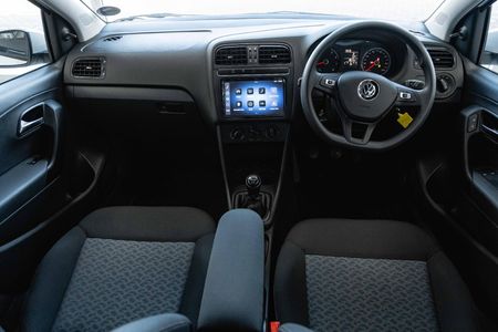 2025-Volkswagen-Polo-Vivo-14-Life_7
