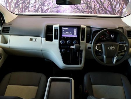2026-Toyota-Quantum-28-GL-Auto-14-Seater_9