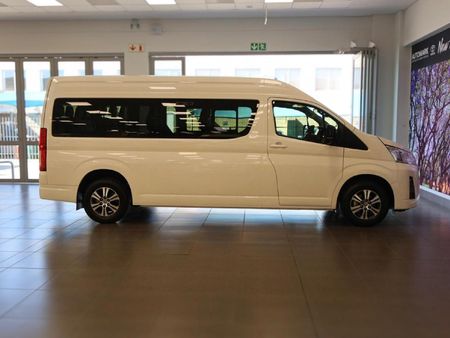 2026-Toyota-Quantum-28-GL-Auto-14-Seater_4