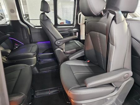 2022-Hyundai-Staria-22d-Luxury-Auto_17