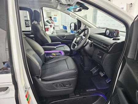 2022-Hyundai-Staria-22d-Luxury-Auto_20