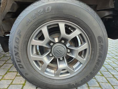 2022-Suzuki-Jimny-15-GLX-Auto_17