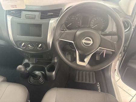 2026-Nissan-Navara-25-DDTi-XE-Single-Cab_12