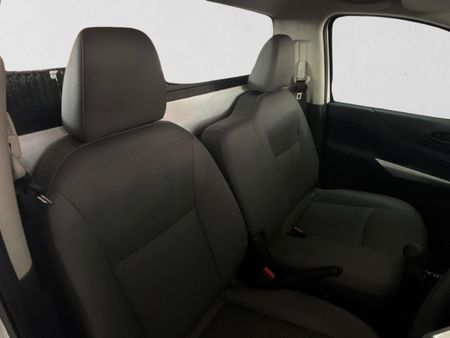 2026-Nissan-Navara-25-DDTi-XE-Single-Cab_14