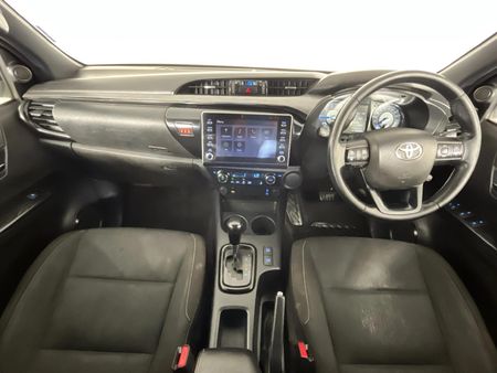 2021-Toyota-Hilux-28-GD-6-Raised-Body-Legend-Auto-Double-Cab_1