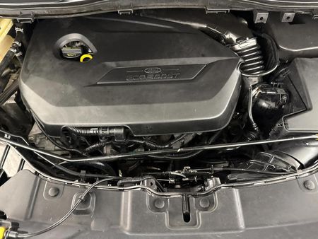 2013-Ford-Kuga-16-EcoBoost-Trend_12