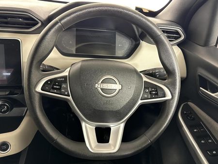 2024-Nissan-Magnite-10T-Acenta_10