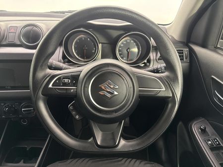 2020-Suzuki-Swift-12-GL-Auto_12