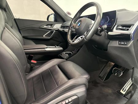2022-BMW-X1-sDrive18i-M-Sport_9