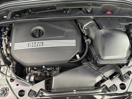 2022-BMW-X1-sDrive18i-M-Sport_12