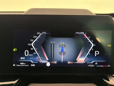 2022-BMW-X1-sDrive18i-M-Sport_2