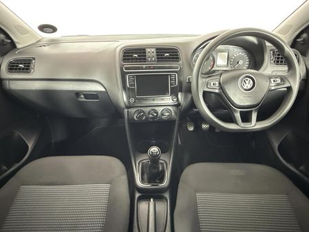 2021-Volkswagen-Polo-Vivo-14-Comfortline-5-dr_1