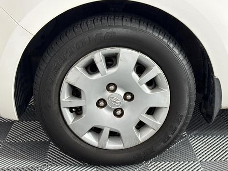 2014-Hyundai-i20-12-Motion_4