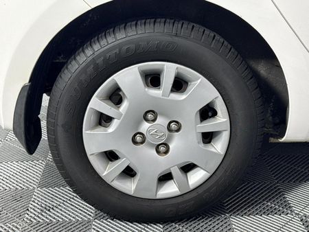 2014-Hyundai-i20-12-Motion_7