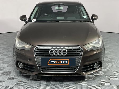 2014-Audi-A1-Sportback-16-TDI-Ambition_15