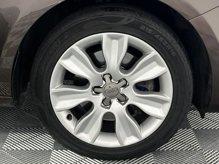 2014-Audi-A1-Sportback-16-TDI-Ambition_5