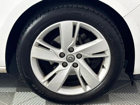 2015-Opel-Astra-14T-Enjoy_4