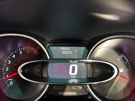 2017-Renault-Clio-IV-900T-Dynamique-5-dr-66kW_2