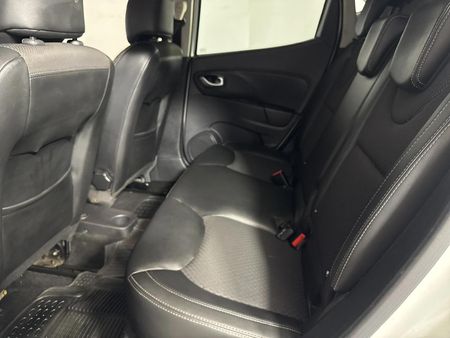 2017-Renault-Clio-IV-900T-Dynamique-5-dr-66kW_3
