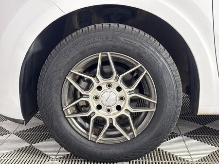 2021-Kia-Picanto-10-Runner-Panel-Van_2