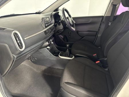 2021-Kia-Picanto-10-Runner-Panel-Van_6