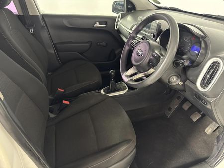 2021-Kia-Picanto-10-Runner-Panel-Van_7