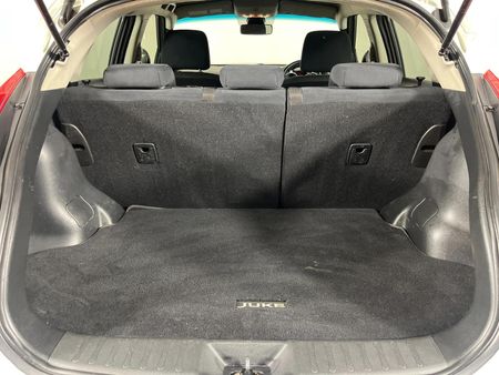 2011-Nissan-Juke-16-Acenta_13