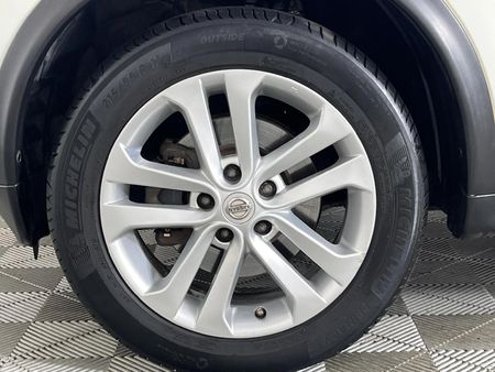 2011-Nissan-Juke-16-Acenta_4