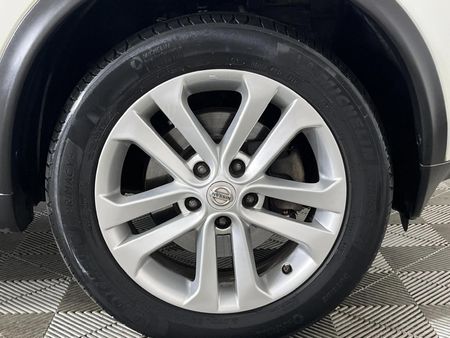 2011-Nissan-Juke-16-Acenta_5