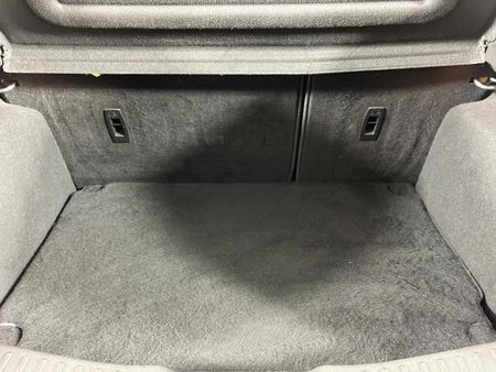 2015-Ford-Focus-10-EcoBoost-Ambiente-5-dr_13