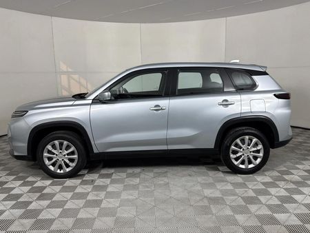 2024-Toyota-Urban-Cruiser-15-XS_17