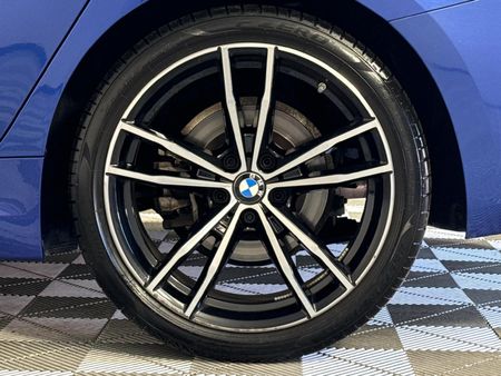 2023-BMW-3-Series-320d-Mzansi-Edition-Auto_6