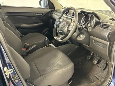 2019-Suzuki-Swift-12-GL_9